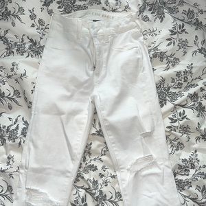 American eagle white ripped jeans